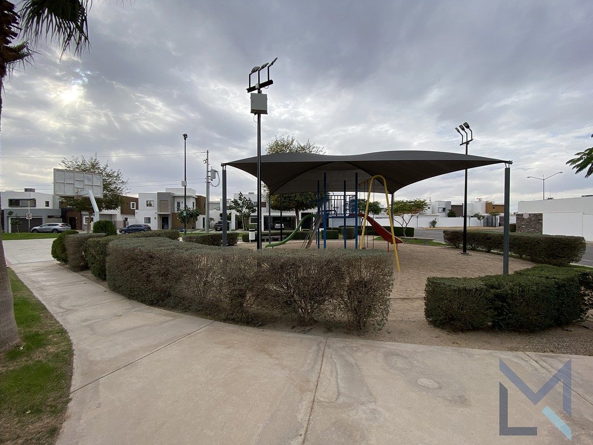 33 de 33: Juegos infantiles