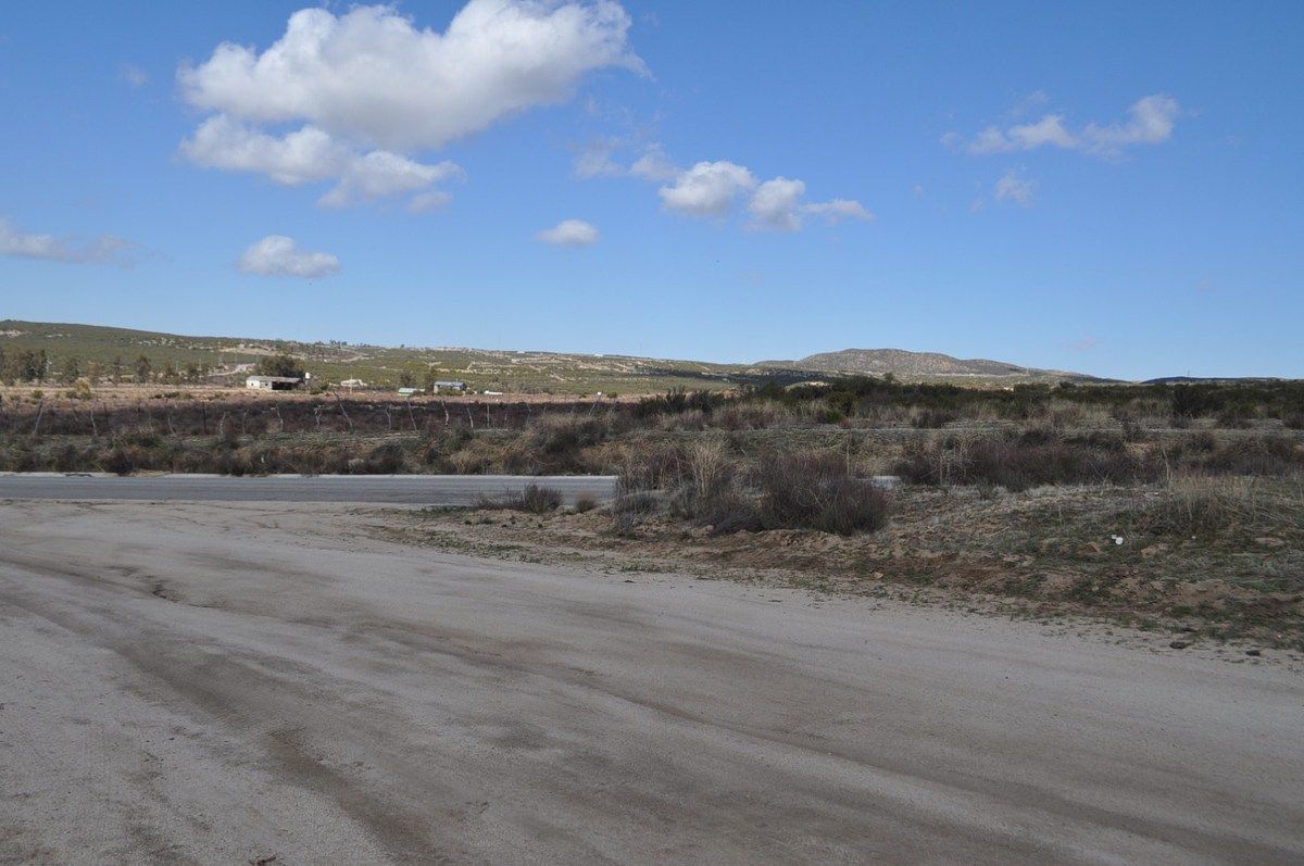 Oportunidad de Inversión, Terreno en esquina de 3.4 hectáreas. - foto 1