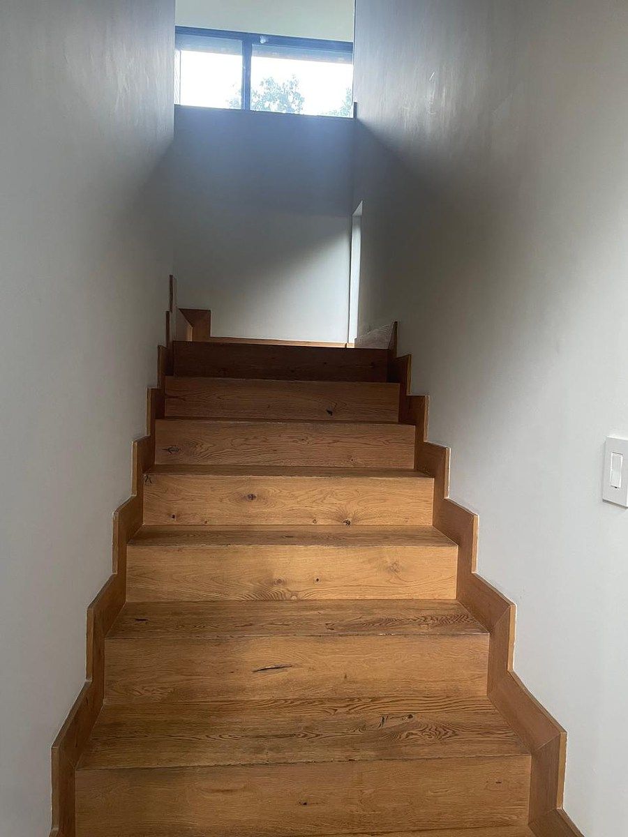 39 of 39: Madera finos acabados