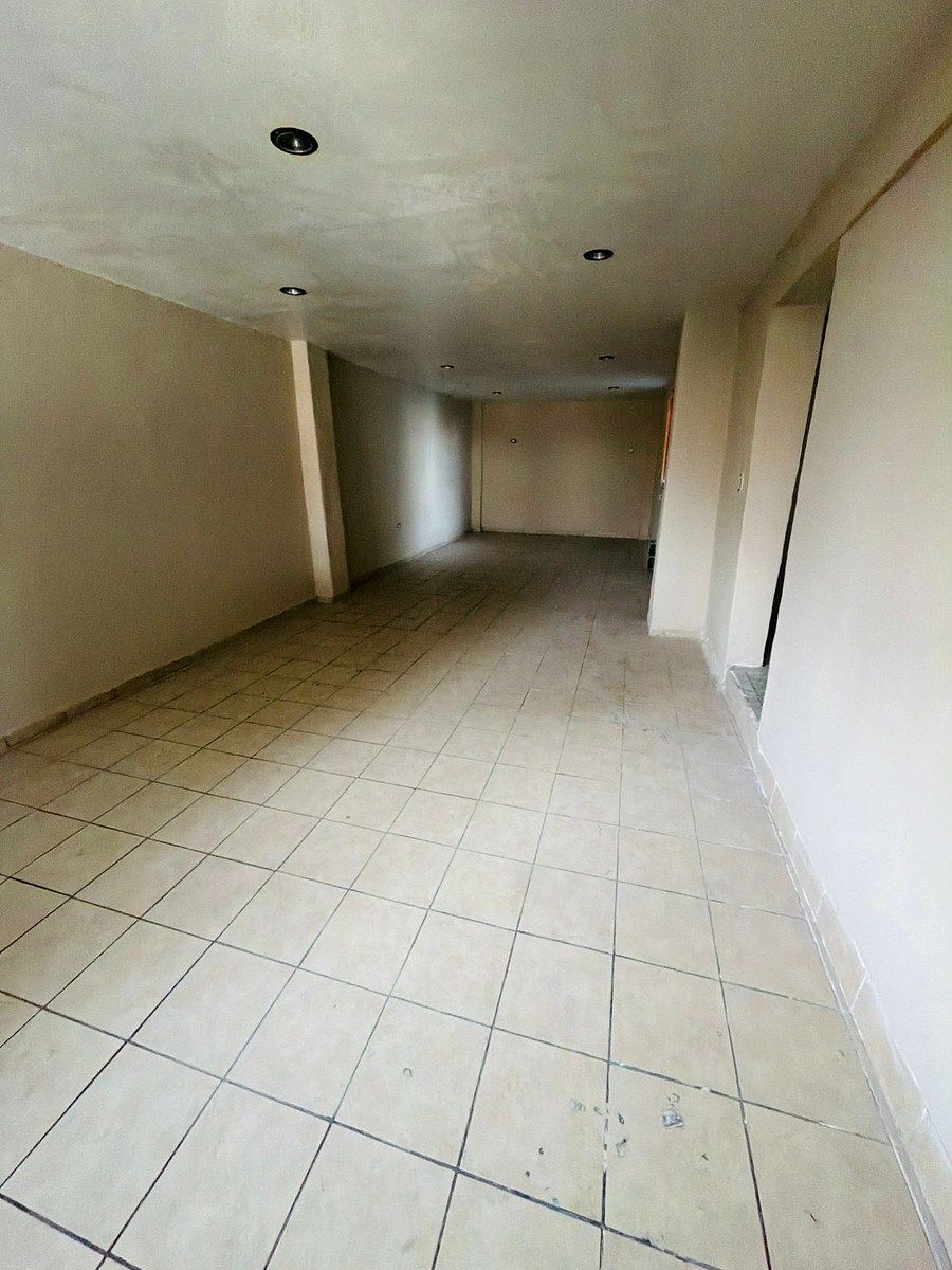 25 of 31: Recamara con acceso independiente