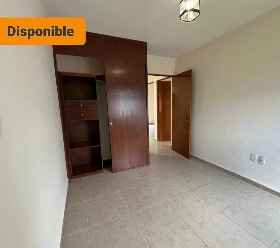 9 of 30: 2da recámara