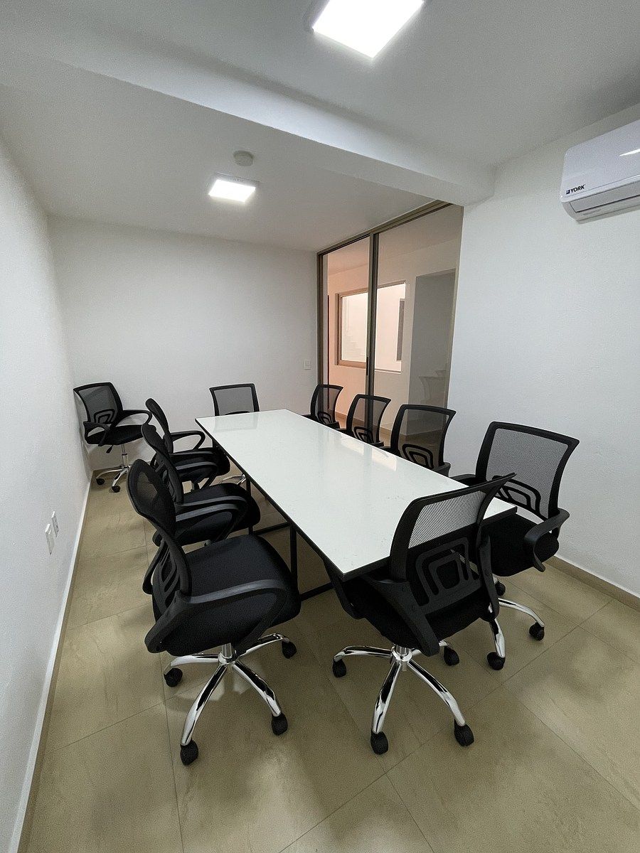 9 de 11: Sala de juntas