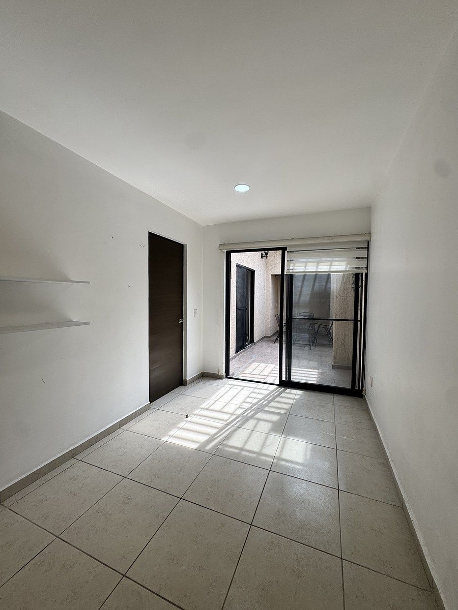 11 de 24: Tercera habitación