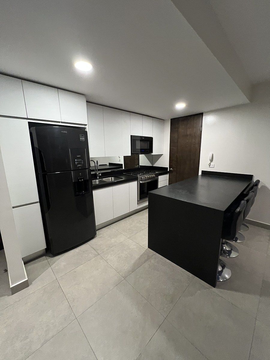 1 de 17: https://www.easybroker.com/agent/properties/departamento-en-