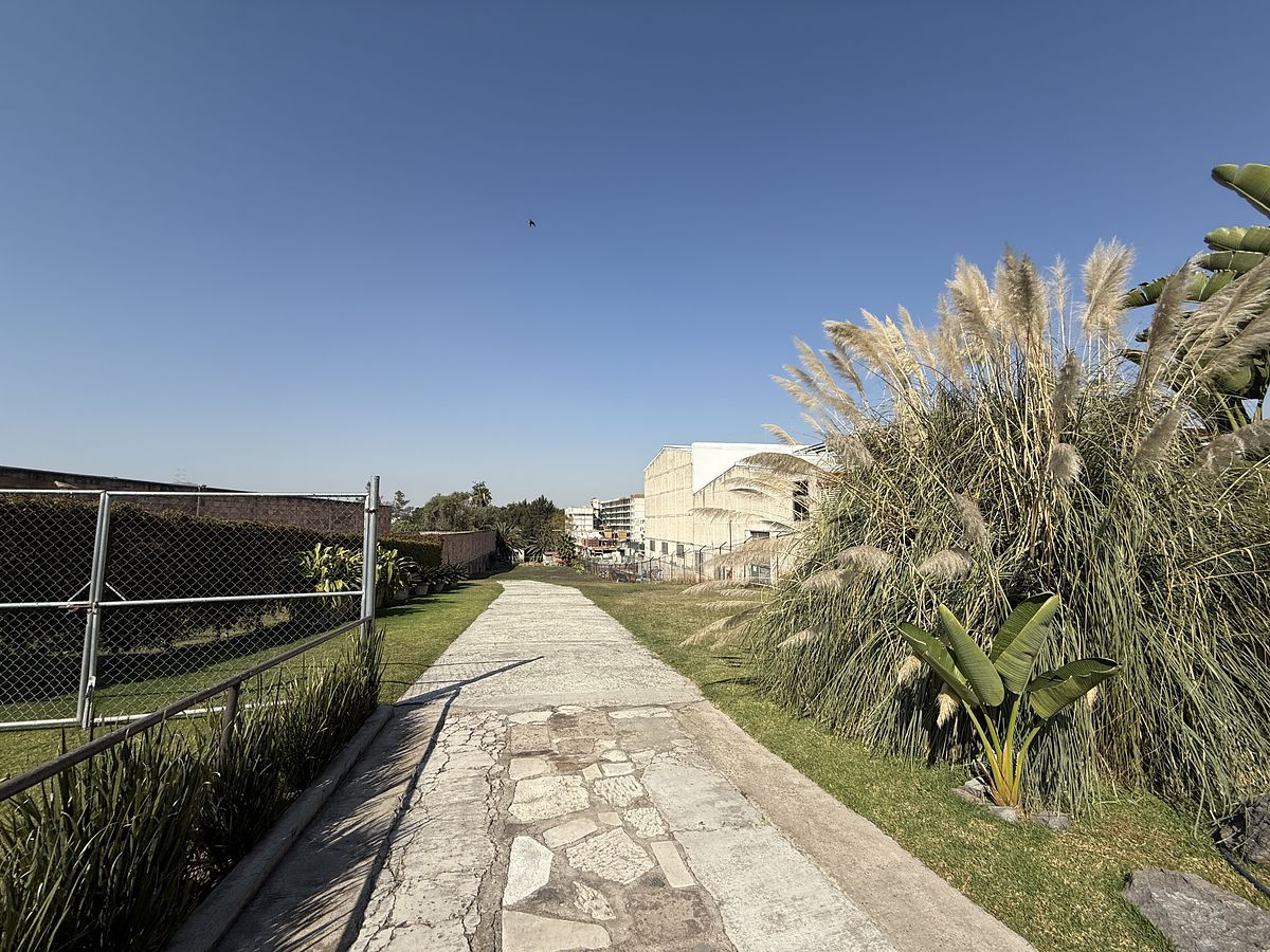 24 de 24: ESPACIO PARA VALET PARKING