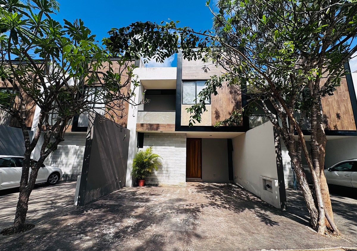 3 de 23: Fachada