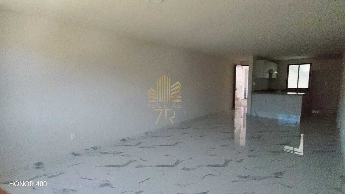 4 de 24: Sala/Comedor