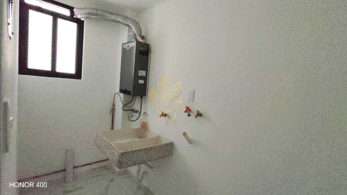 12 de 24: Cuarto de Lavado