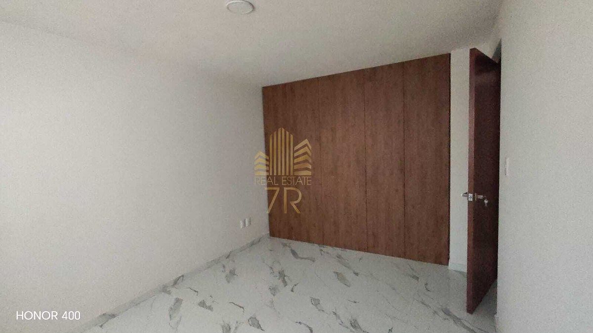 19 de 24: Recamara Secundaria con Closet