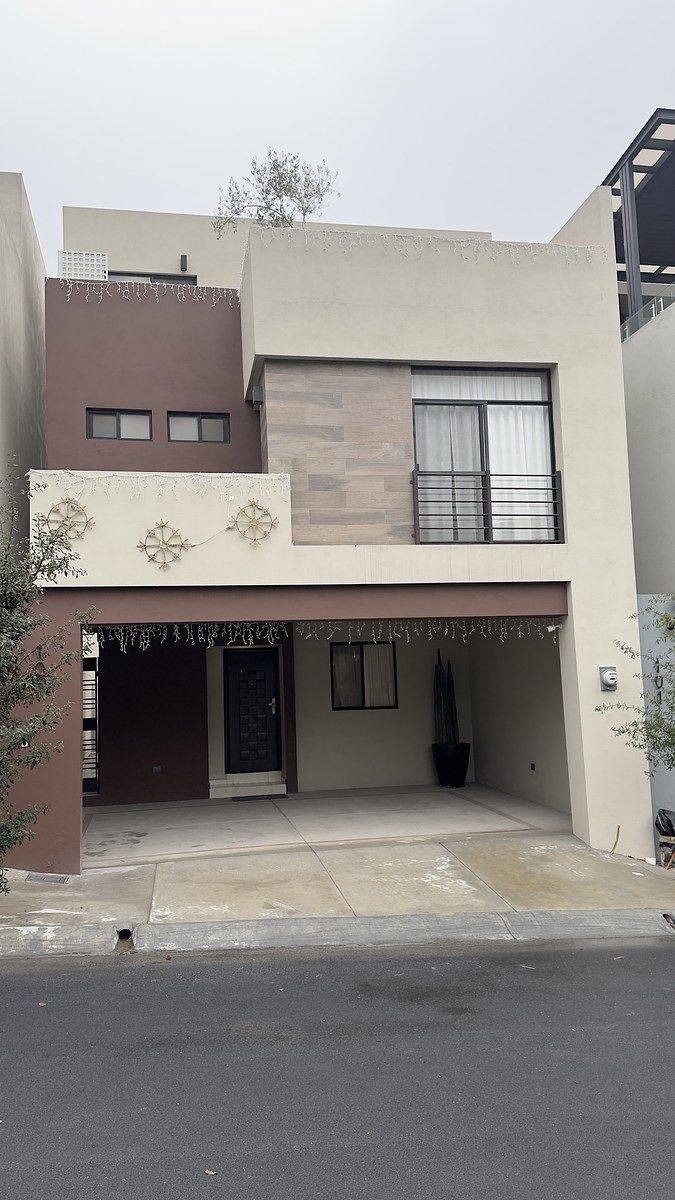 1 de 21: Moderna fachada