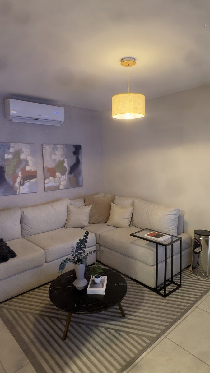 7 de 21: Sala de Tv o Family room