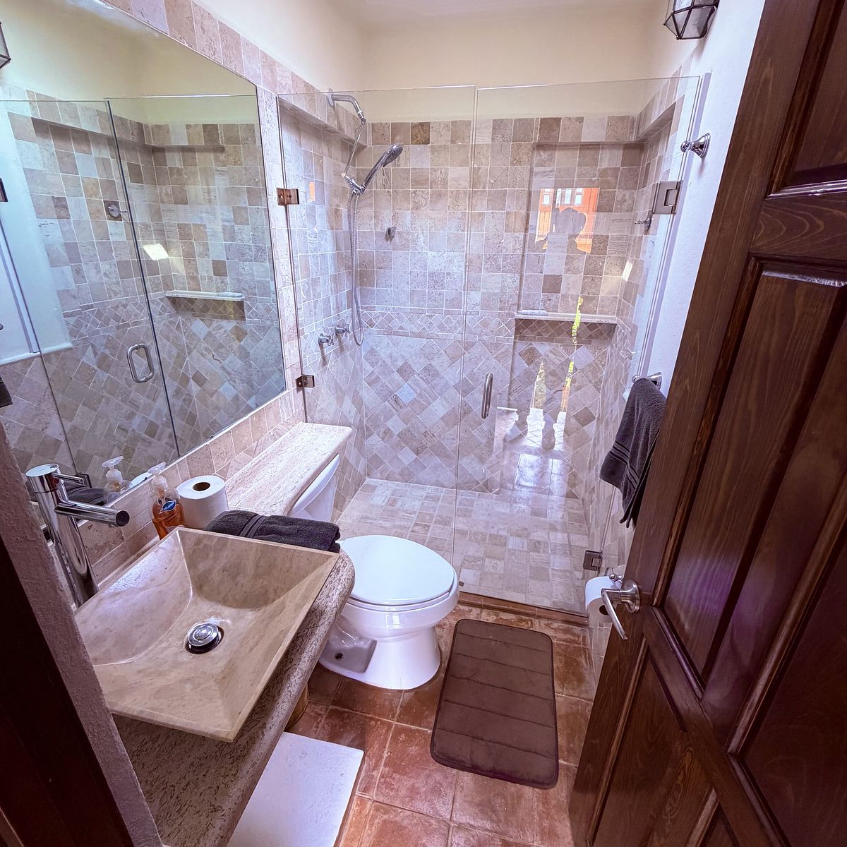 24 of 31: Bathroom 3