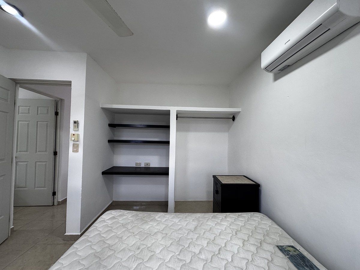 25 de 30: Recámara 2