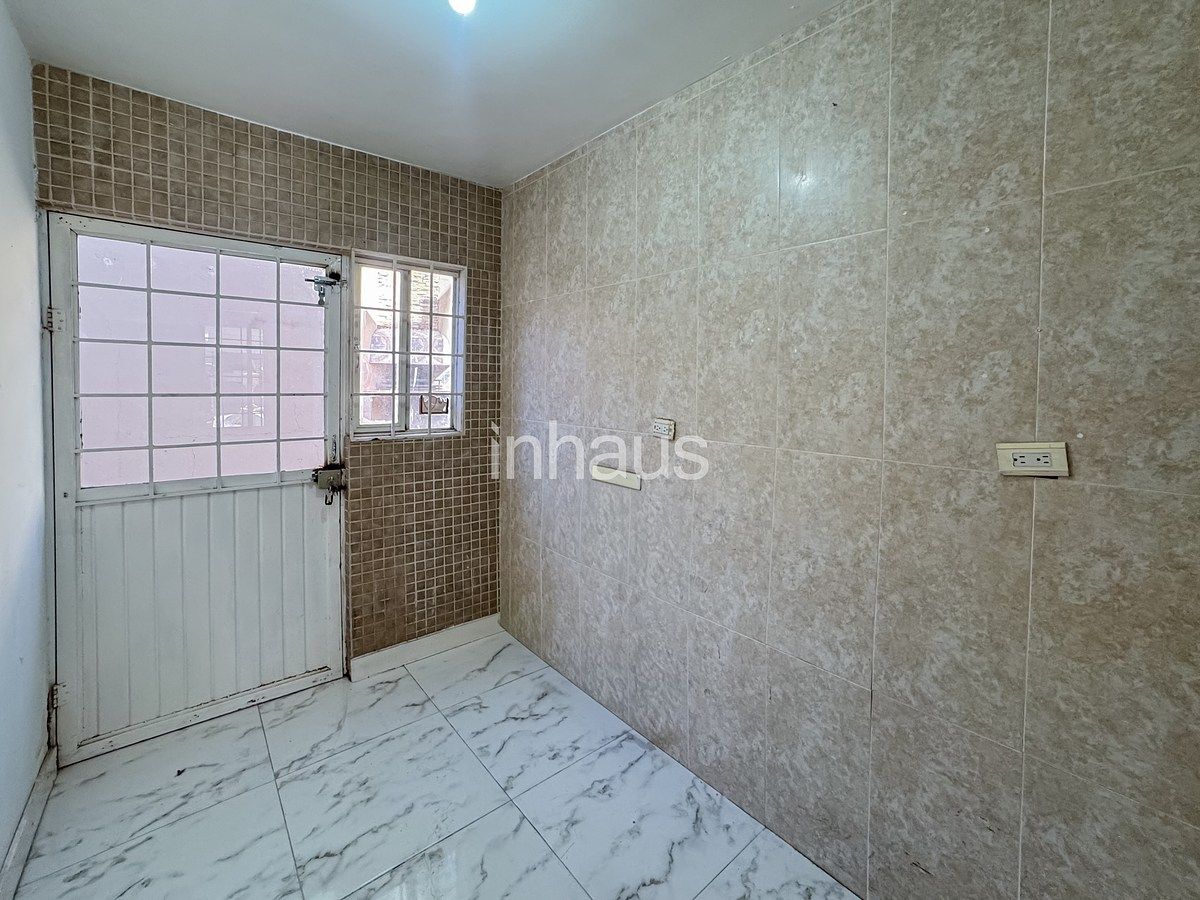 21 de 23: LAVANDERIA