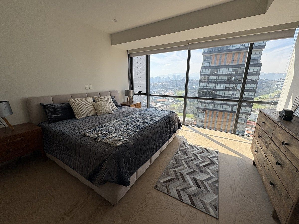 10 of 22: Recamara dos