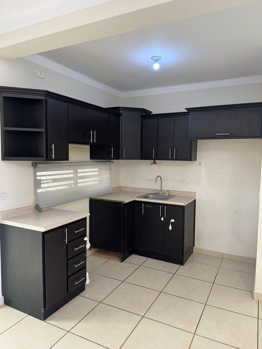 4 of 18: Cocina Integral Equipada