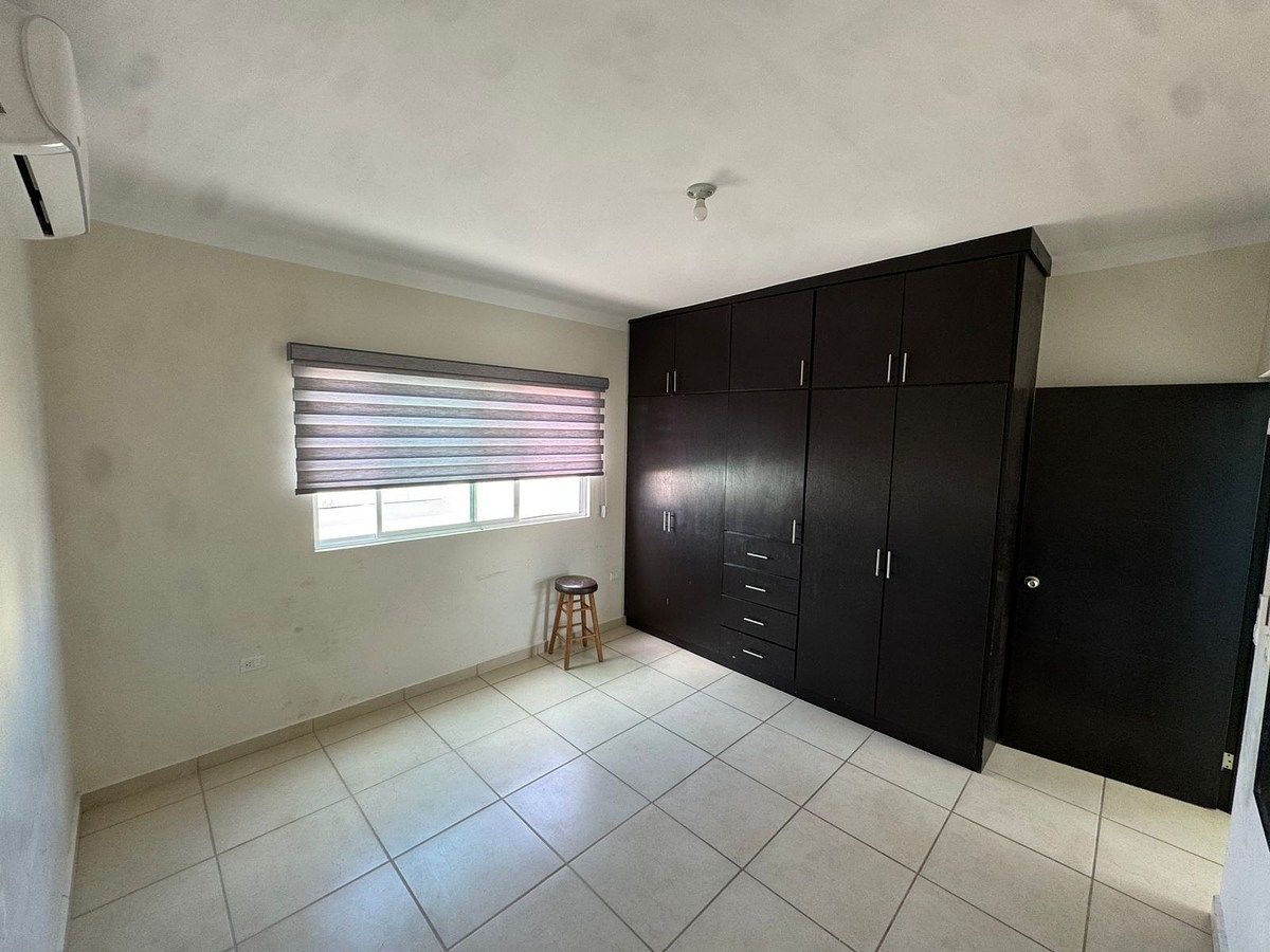 13 of 18: Habitación 1 Con Walking Closet