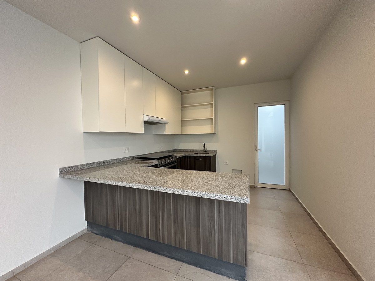 5 de 17: Cocina con Barra