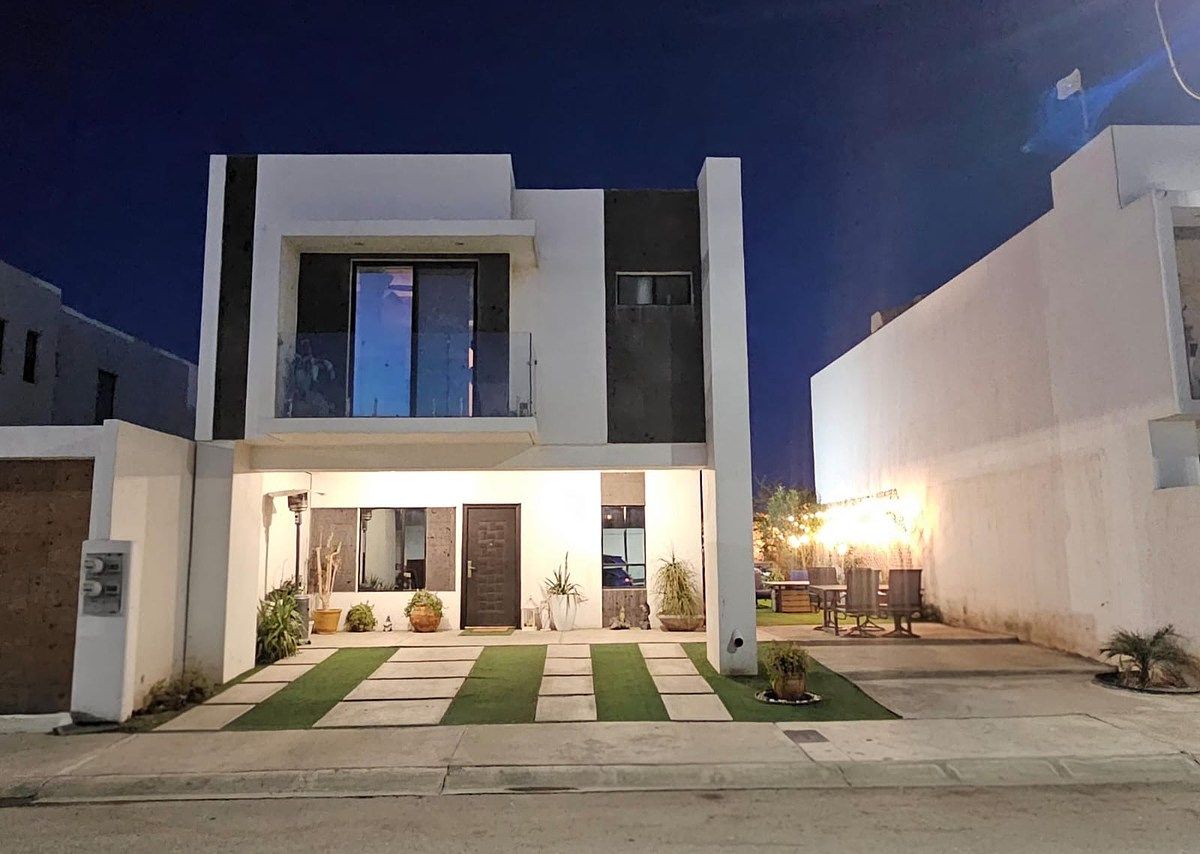 En venta casa en Altaria Residencial, Modelo Apolo(Mexicali,B.C.)