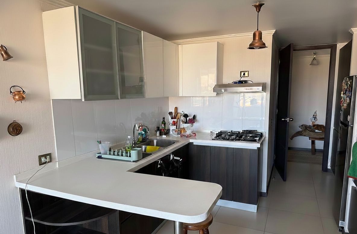 5 de 15: cocina amplia y cerrada