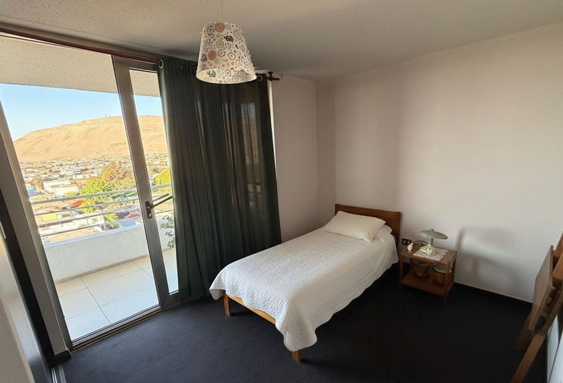 7 de 15: Dormitorio 2