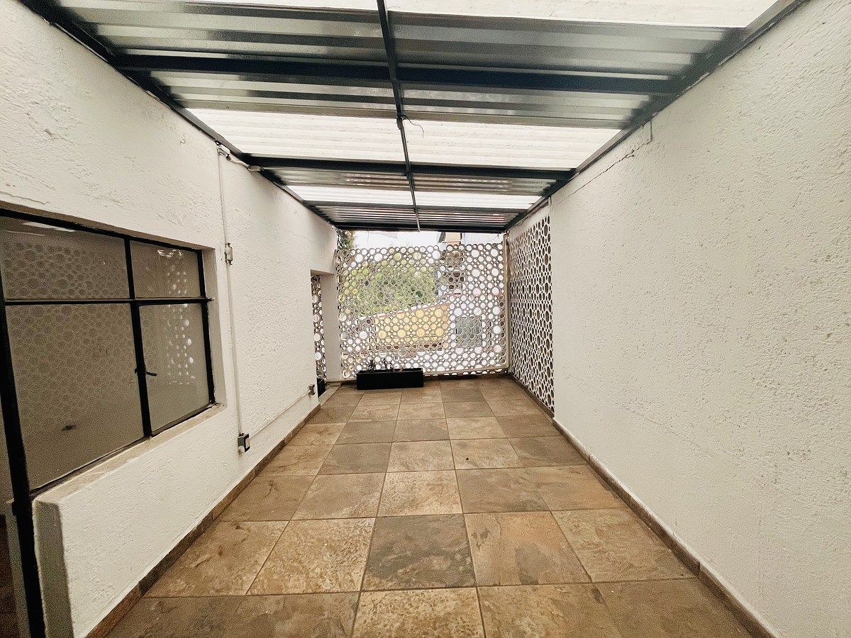 12 of 13: Oficina en Renta en Florida Rayo Vende ®