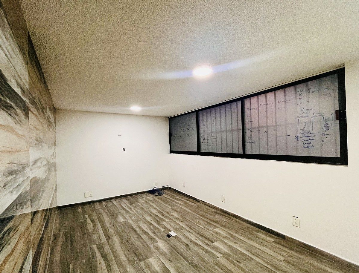 6 of 13: Oficina en Renta en Florida Rayo Vende ®