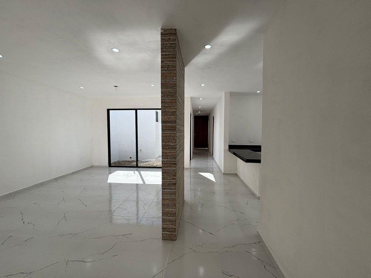 3 de 14: Sala, Comedor y Cocina