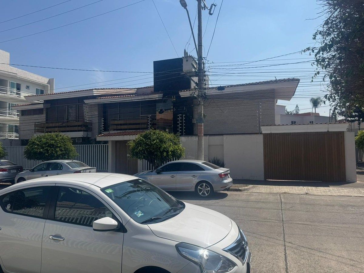 House in Villa La Victoria, Guadalajara, photo 4 of 33