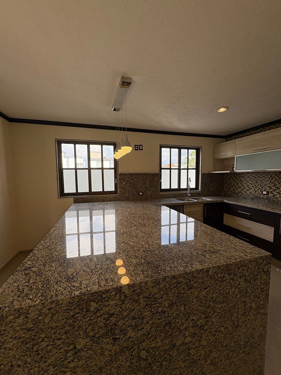 House in Gated Community in San Miguel Totocuitlapilco, Metepec, photo 7 of 27