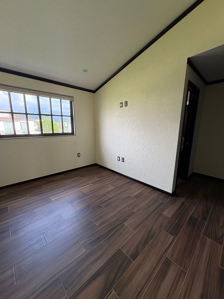 House in Gated Community in San Miguel Totocuitlapilco, Metepec, photo 13 of 27