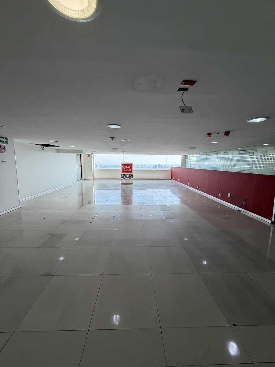 4 de 15: Área abierta 1