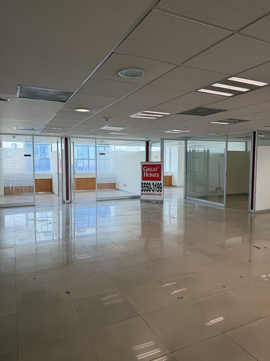 10 de 12: Área abierta y privados