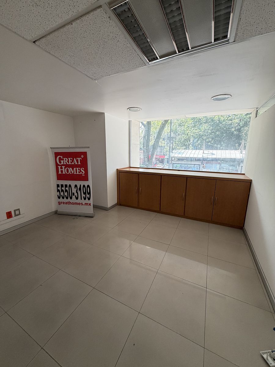 5 de 13: Oficina privada 1