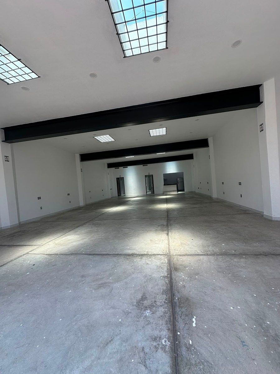 Commercial Storage Unit in Rivera de Zula, Ocotlán, photo 2 of 11
