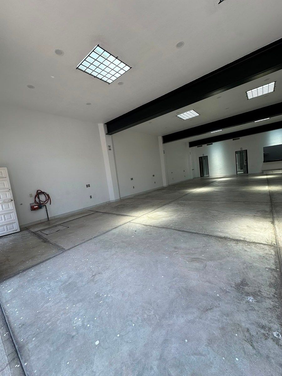 Commercial Storage Unit in Rivera de Zula, Ocotlán, photo 3 of 11