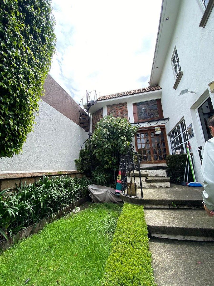CASA EN VENTA EN OLIVAR DE LOS PADRES FRACCIONAMIENTO CON SEGURIDAD!! - foto 3