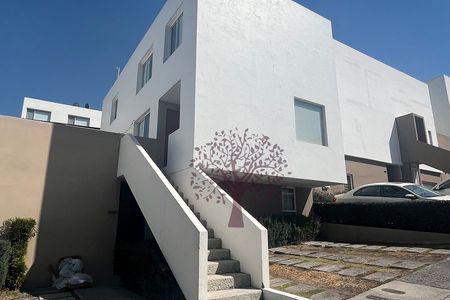 Sale of Duplex House in Punta Esmeralda, Corregidora