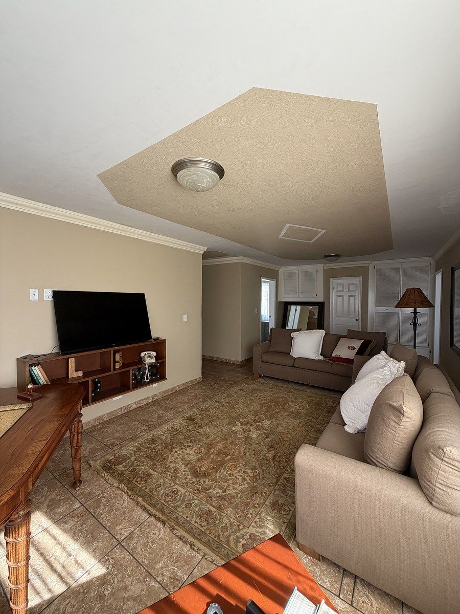 20 of 34: Sala de star planta alta