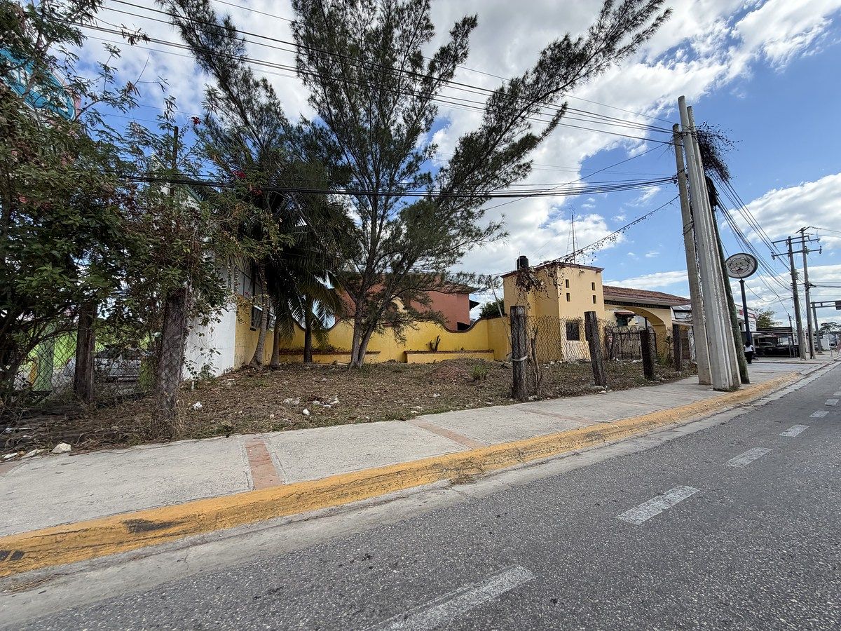 700 m² in 4 Combined Lots in Chelem | Ideal for Apartment Development - foto 5