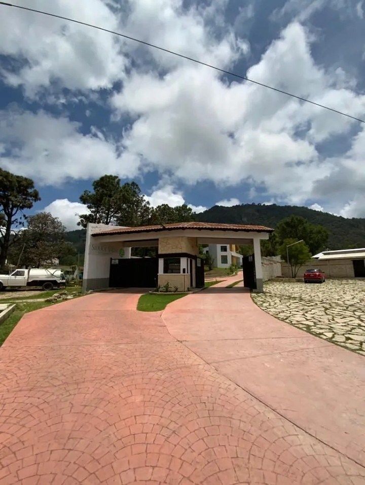 TERRENO EN VENTA EN EL FRACCIONAMIENTO SIERRA VISTA - foto 1