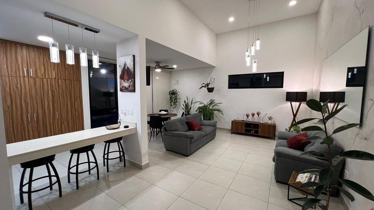 1 de 19: Sala a doble altura