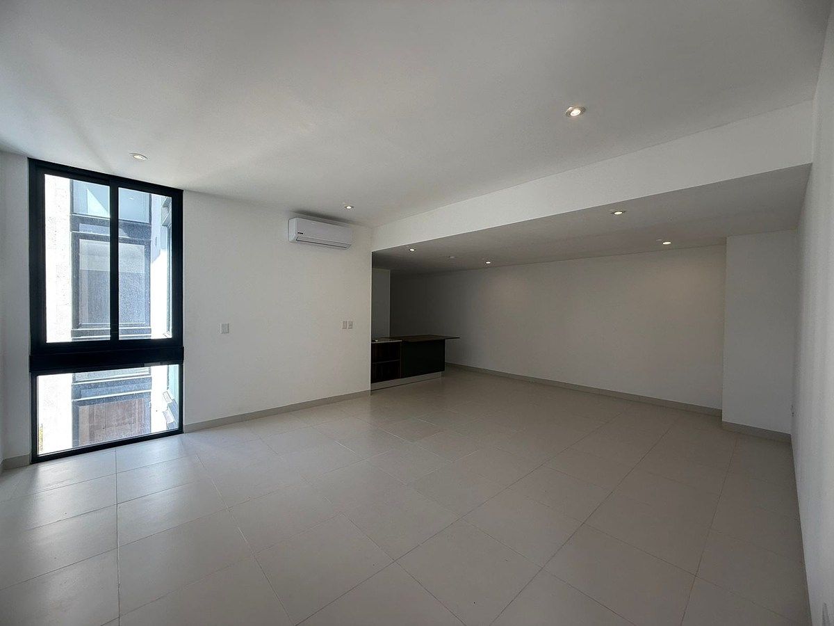 2 de 10: Sala, Comedor y Cocina