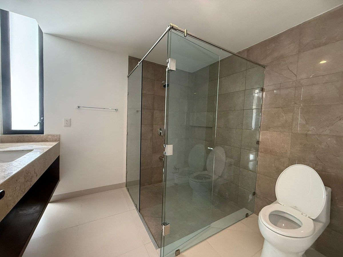 6 de 10: Baño Recámara Principal