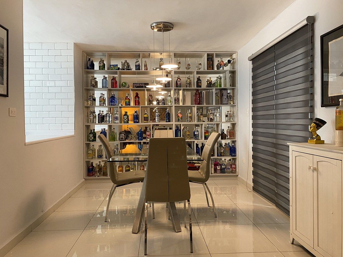 3 de 16: Mueble Comedor planta baja Casa Quinta Colonial Apodaca