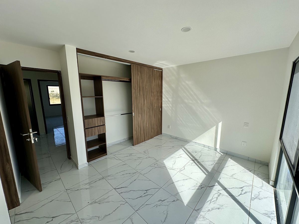 17 de 22: RECAMARA PRINCIPAL