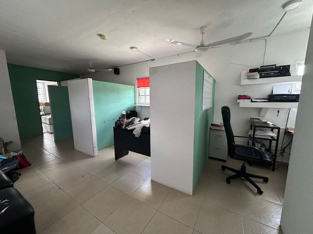 7 de 15: AREA DE CUBICULOS