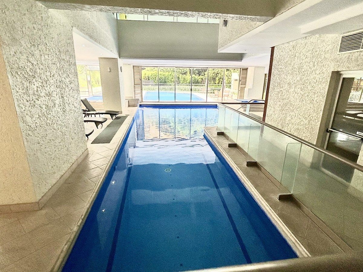 19 de 20: Alberca techada