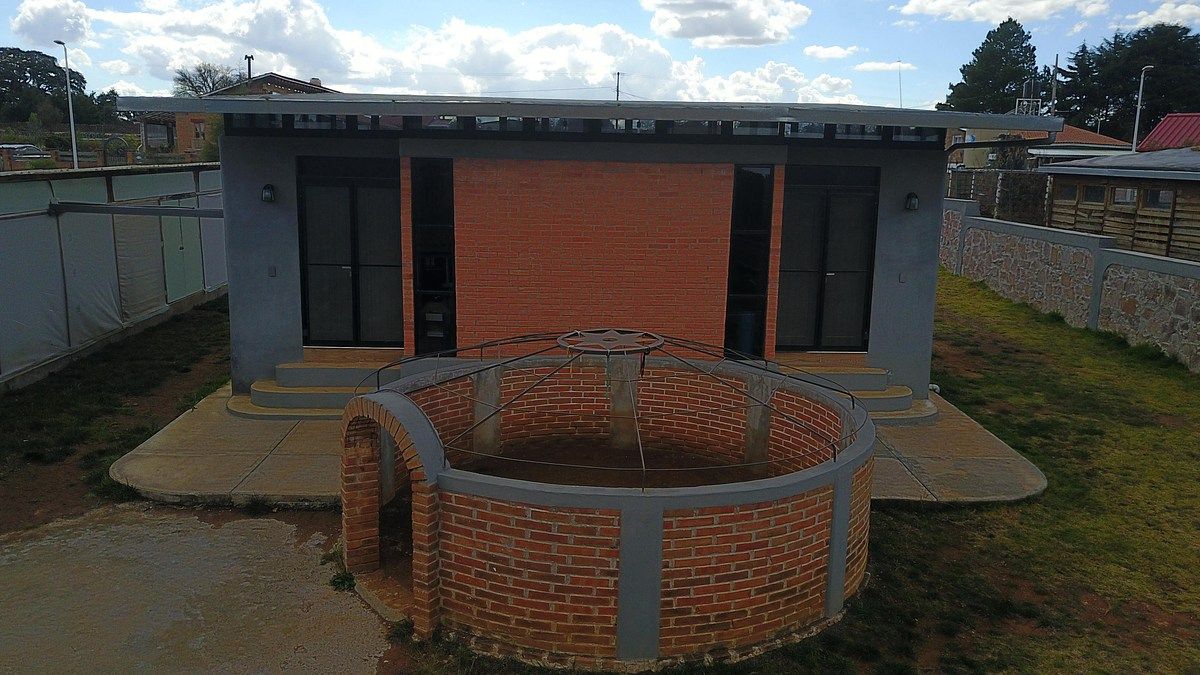 1 de 6: Temazcal y Salon