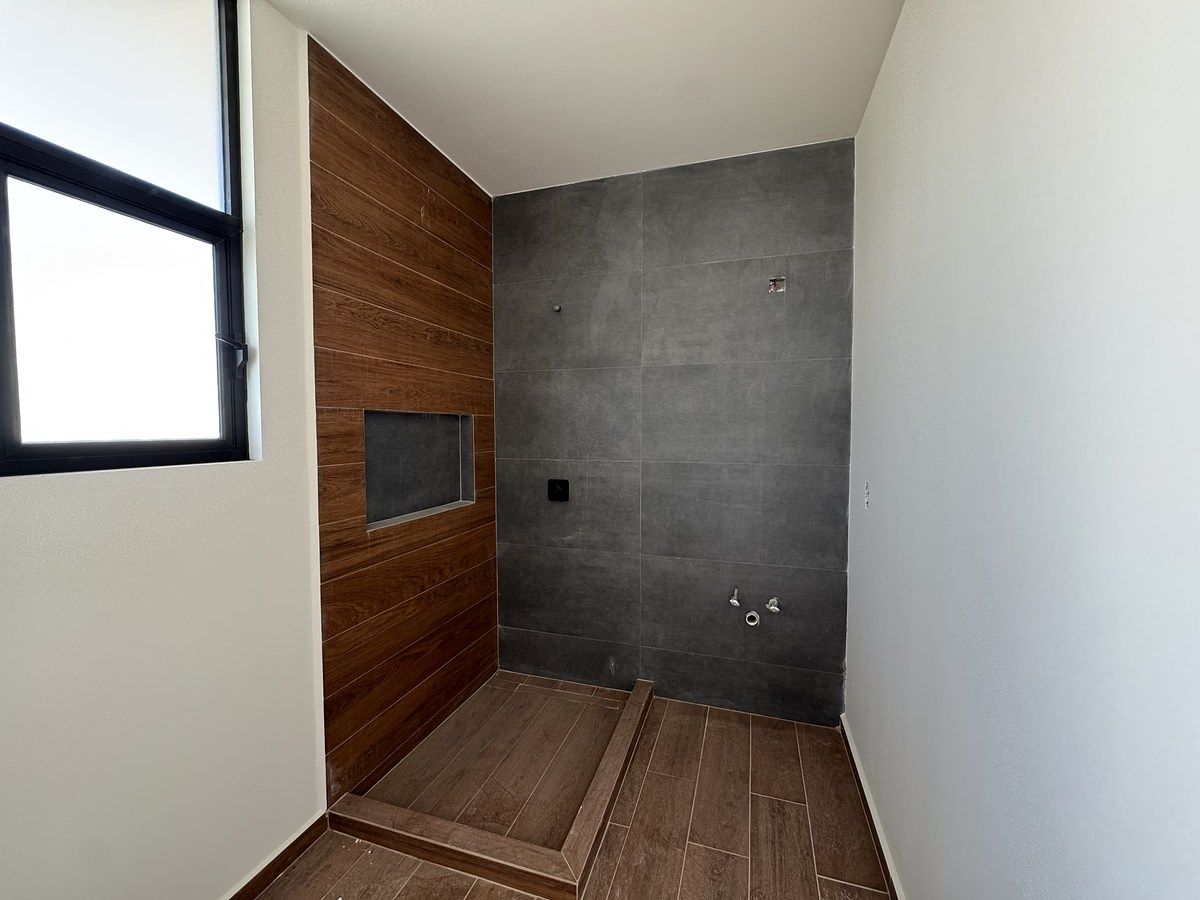 6 de 31: Baño completo